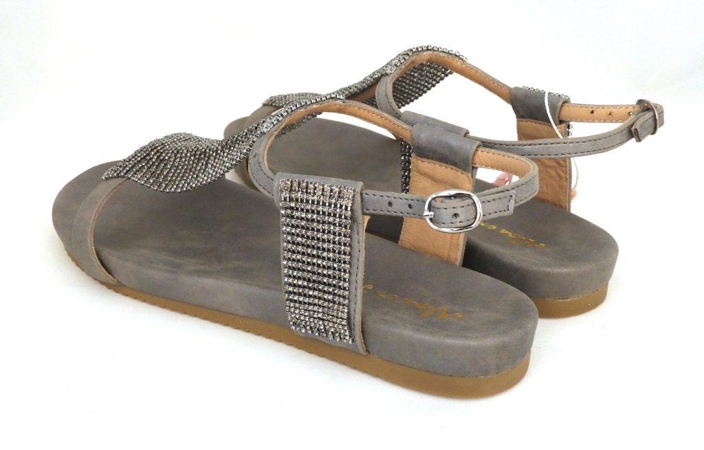 alma-pena-grijs-strass-sandaal