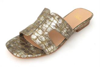 ALMA PENA Old gold croco slipper