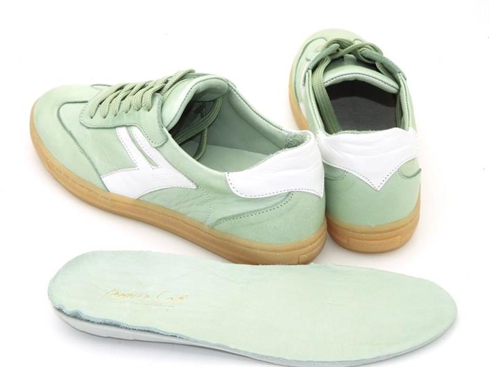 andrea-conti-mint-sneaker