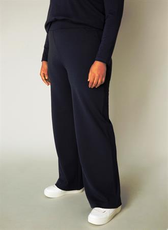 BASE LEVEL Arah pant