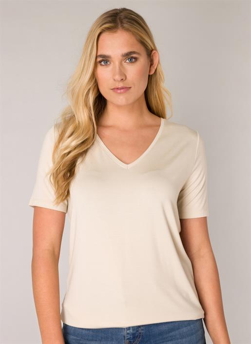 base-level-yanic-t-shirt