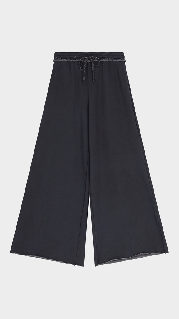 black-rose-pants-flogging