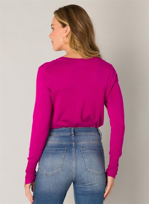 es-sy-merel-o-neck-knit