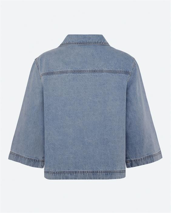 moves-amarie-shirt