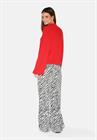 moves-casinna-jumper
