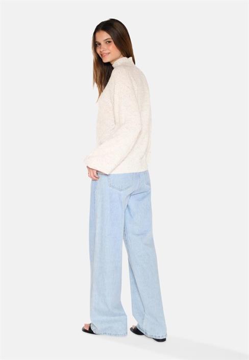 moves-casinna-jumper