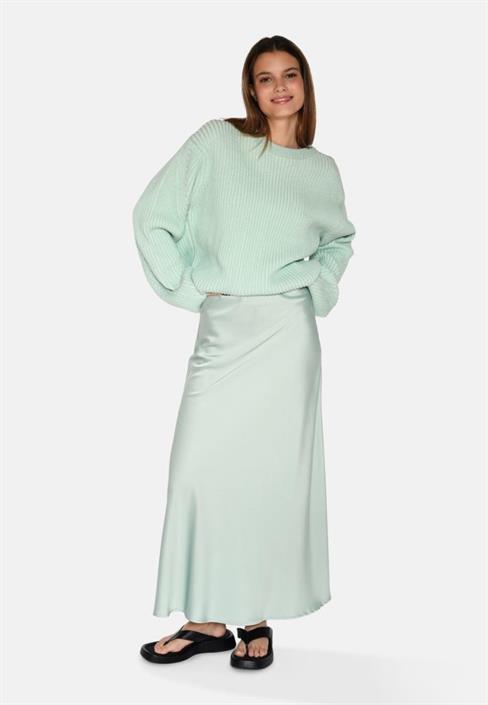 moves-gebry-satin-skirt