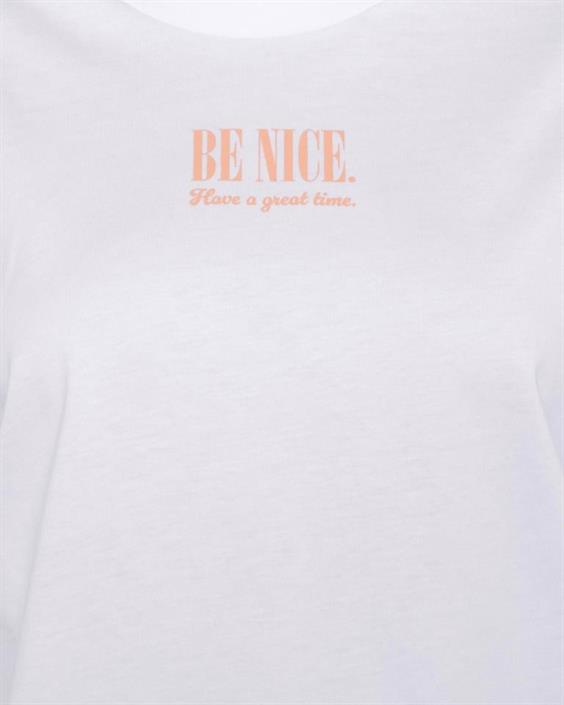 moves-kiana-tee-be-nice