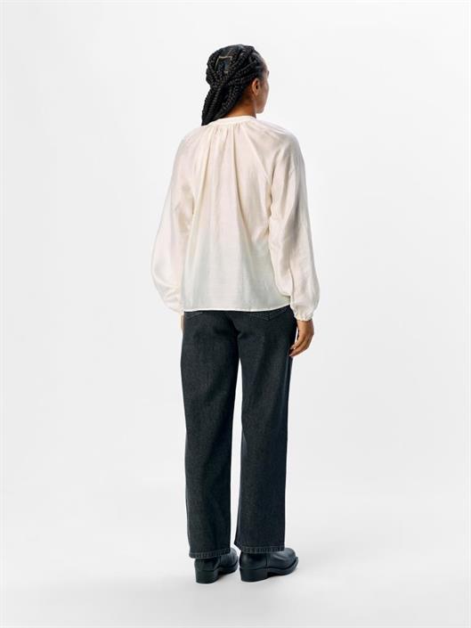 object-heidi-v-neck-top