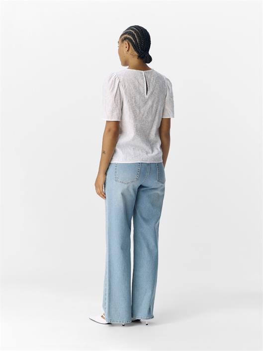 object-illy-o-neck-top