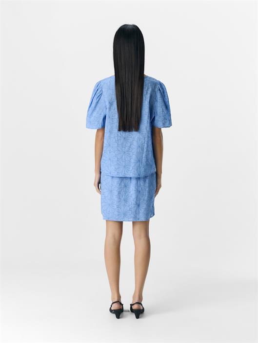 object-illy-o-neck-top