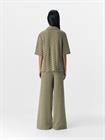 object-isja-shirt