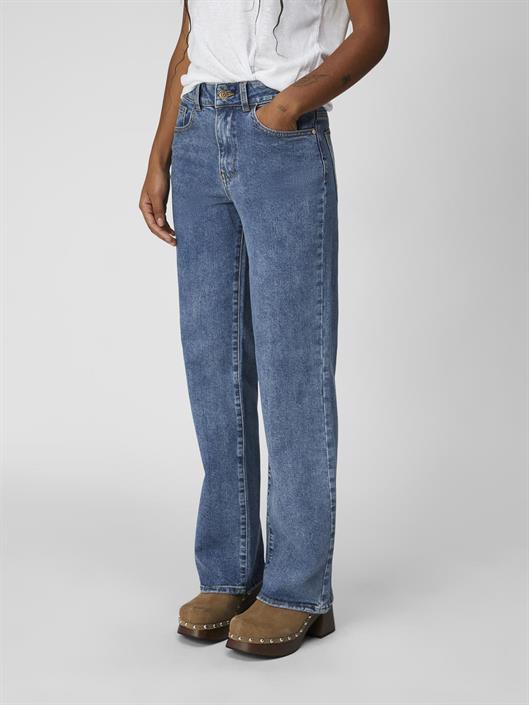 object-marina-denim-pant