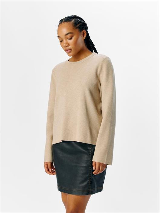 object-reynard-o-neck-trui