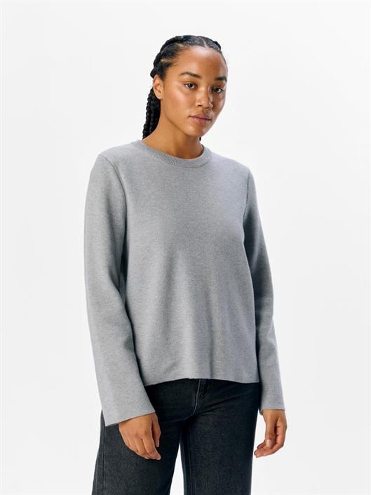 object-reynard-o-neck-trui