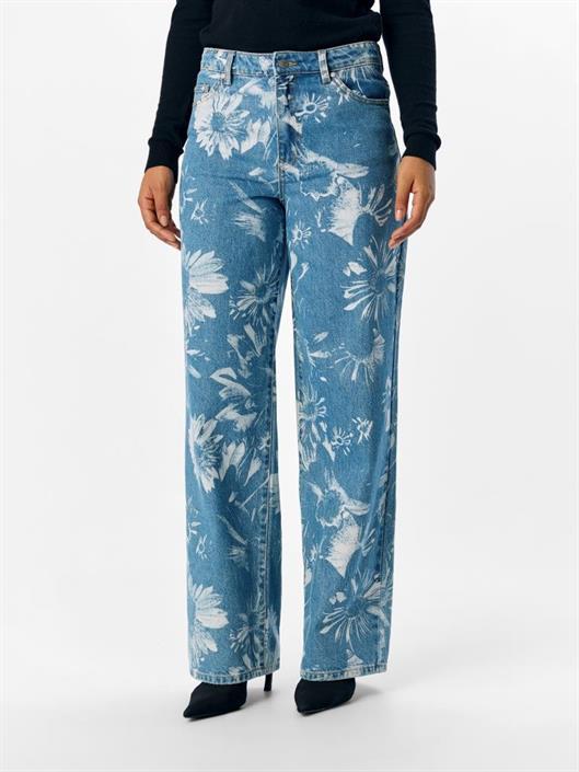 object-sava-emel-straight-jeans