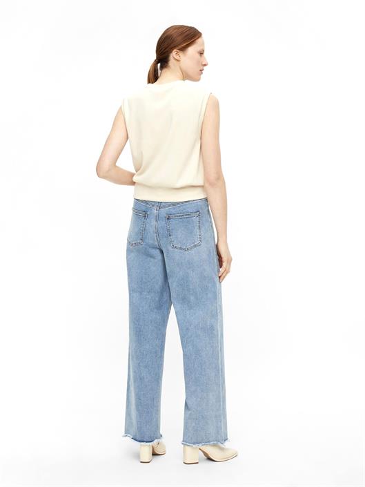 object-savannah-wide-legged-jeans