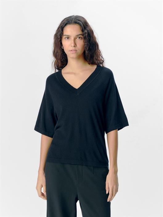object-thess-2-4-v-neck-top