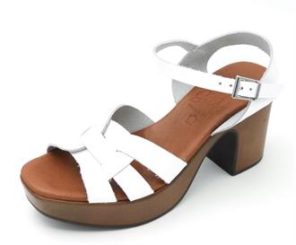 OHMYSANDALS Wit hermes sandaal op hak