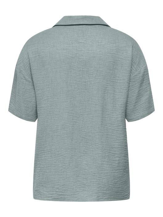 onlycarma-bay-shirt