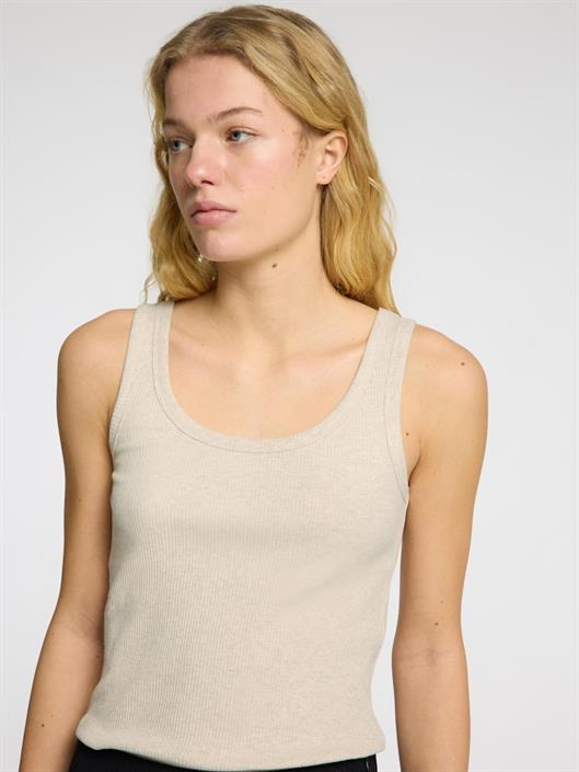 selected-f-anna-tank-top