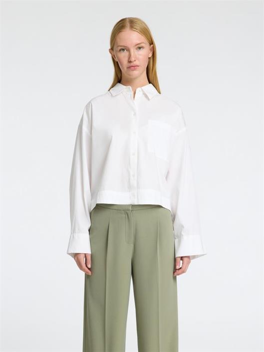 selected-f-astha-cropped-boxy-shirt