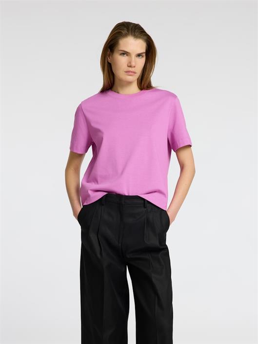 selected-f-essential-boxy-tee