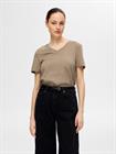 selected-f-essential-v-neck-tee