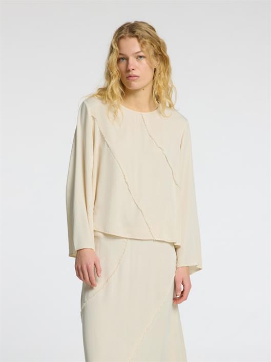 selected-f-ivana-top