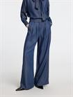 selected-f-janna-pleated-chambray-pant