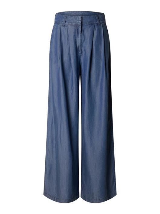 selected-f-janna-pleated-chambray-pant