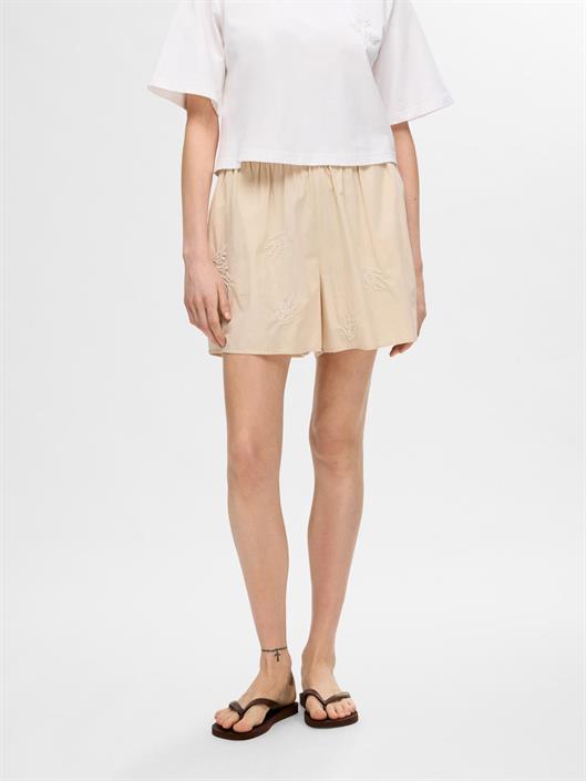 selected-f-melli-short