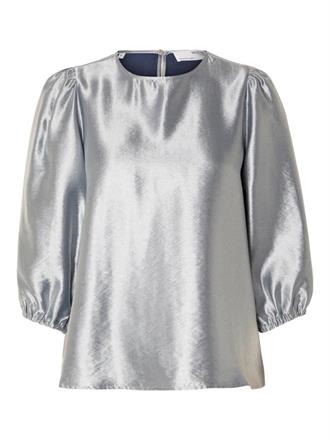 SELECTED F Silva top