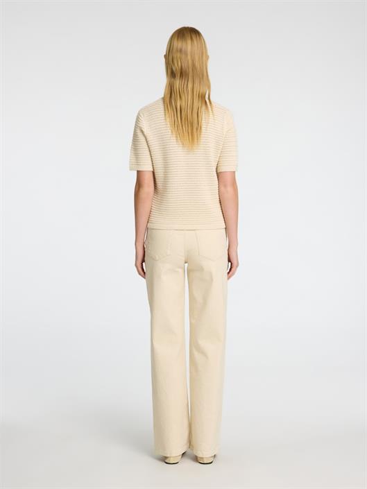 selected-f-vinna-structure-knit