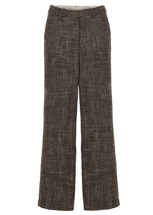simple-vienna-pants