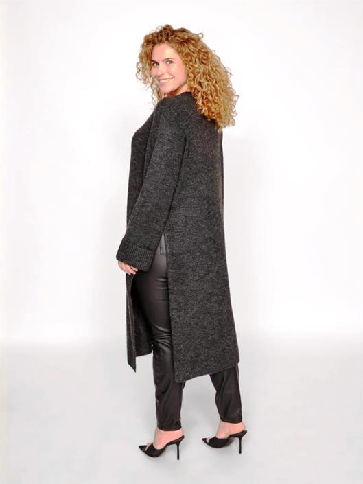 vilaevoked-cilia-o-neck-high-slit-dress
