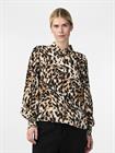 yas-alira-shirt