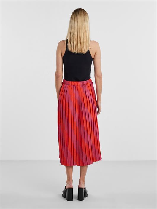 yas-analise-plisse-skirt