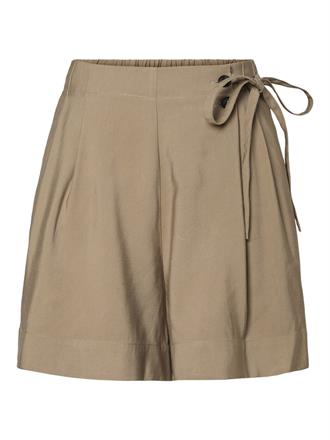 YAS Ari shorts