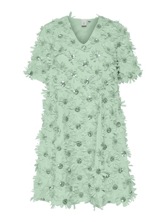 yas-belone-v-neck-dress