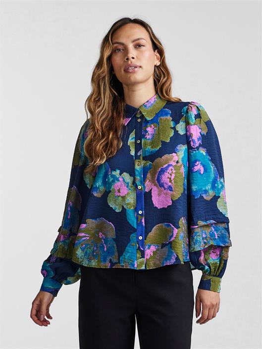yas-molly-shirt